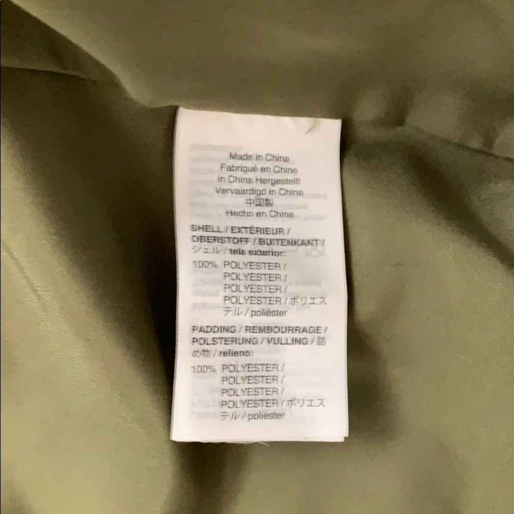 J. Crew Mercantile Puffer w/hood - Picture 5 of 8